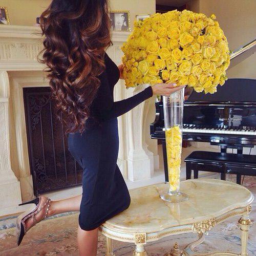 macmeabarbie:  yesbeautyprincess:  YesB.Pcess  Luxury/Glam blog 👑🎀 