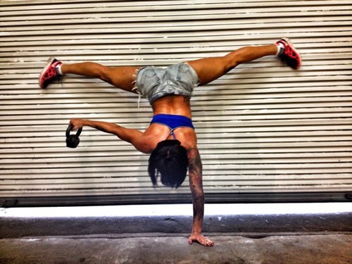 ffrenchmemoriesforgottenlove:  Massy Arias aka. Mankofit Follow Mankofit on Instagram here