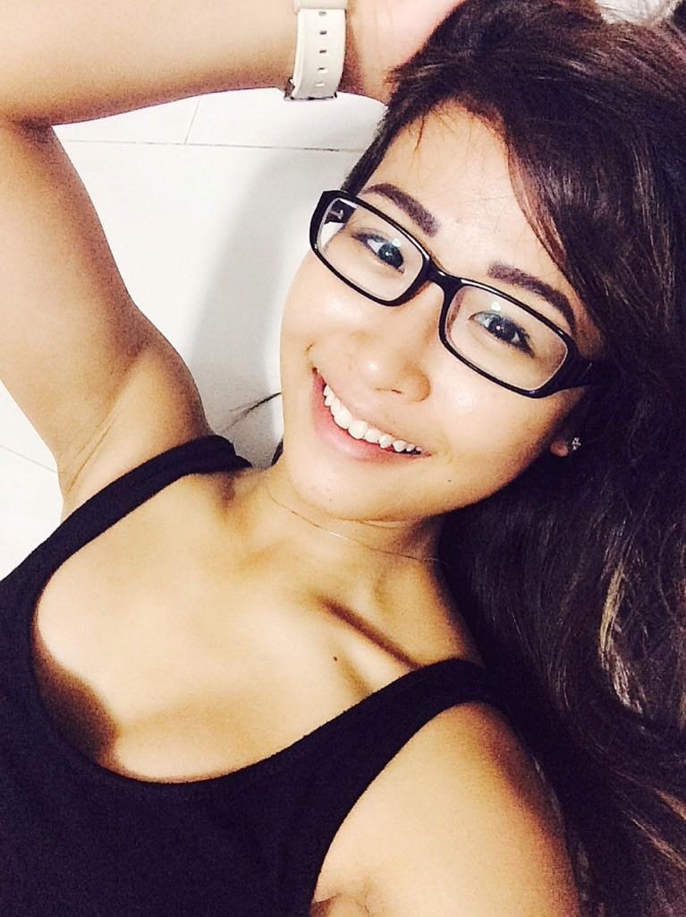 ramufila:  sggate666:  holycalzone:  Rema MelatiI have her full set. PM to trade