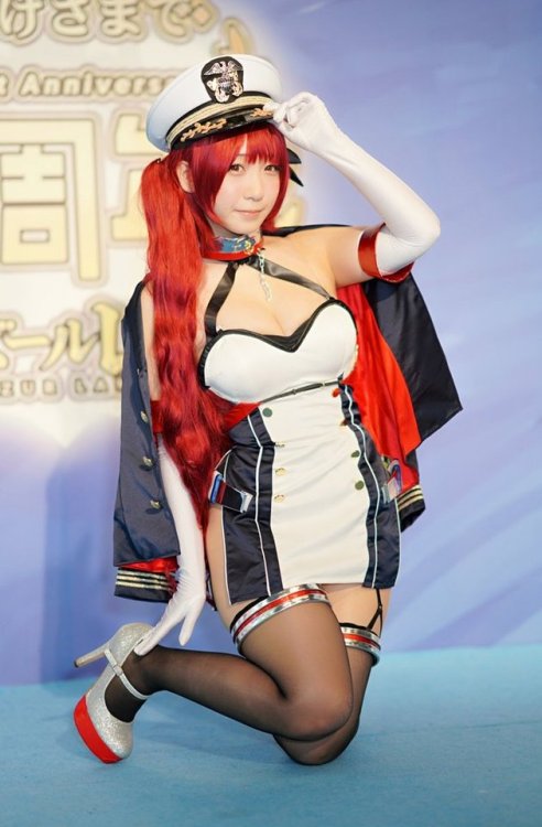book-cat:  猫の人はTGS両日さんのツイート: “2018.9.17 アズールレーン1周年記念 伊織もえ(@moe_five)さん 撮影させていただきありがとうございました！ 公式イベントでの御活躍おめでとうございます(ºωº)