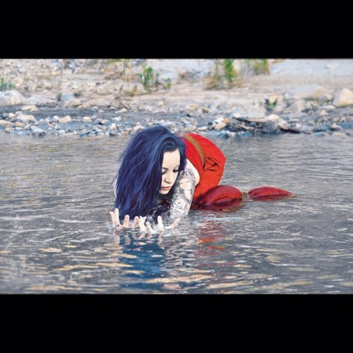 Antigone Suicide