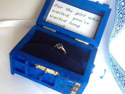 bitememary:  squarerootofpreston:  m-cmlxxv:  yesterdaysvintagenightmares:  I expect nothing less.  THE SNITCH ONE OH MY GOD  I will say no if you don’t propose with the snitch or the har  the second tardis <3 oh my god i’m in love  Ok - these