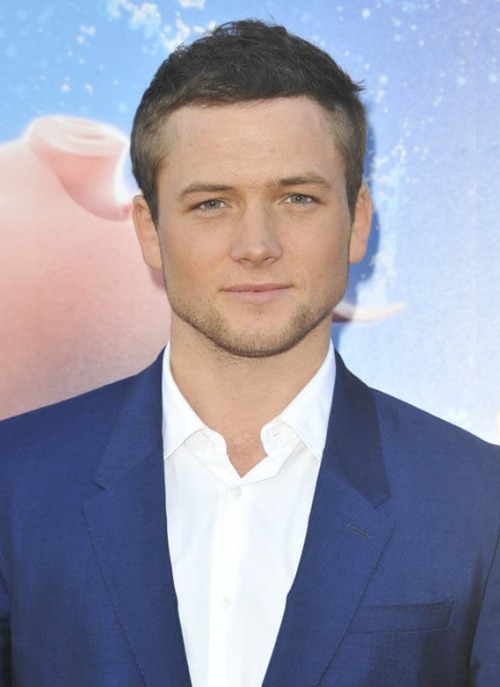 vjbrendan:  Taron Egerton Promoting ‘Sing’ in Los Angeleshttp://www.vjbrendan.com/2016/12/taron-egerton-promoting-sing-in-los.html