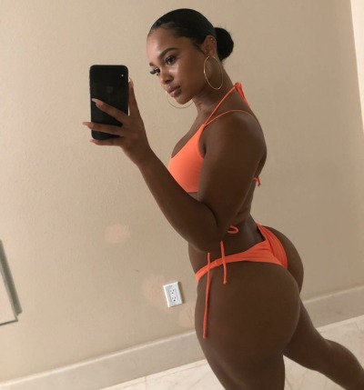 princejazziedad:DeliciouslySexy. Gorgeous. Curvy. BootiDelicious..Ms Kurveys4Days&hellip;&hellip;..