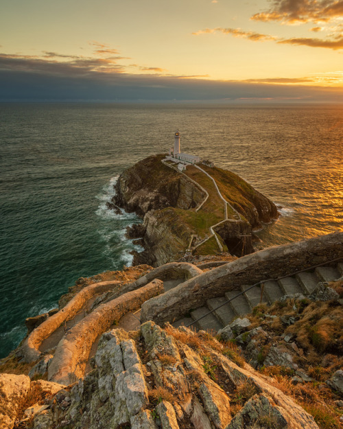 allthingseurope - Anglesey, Wales (by adrian harrison)