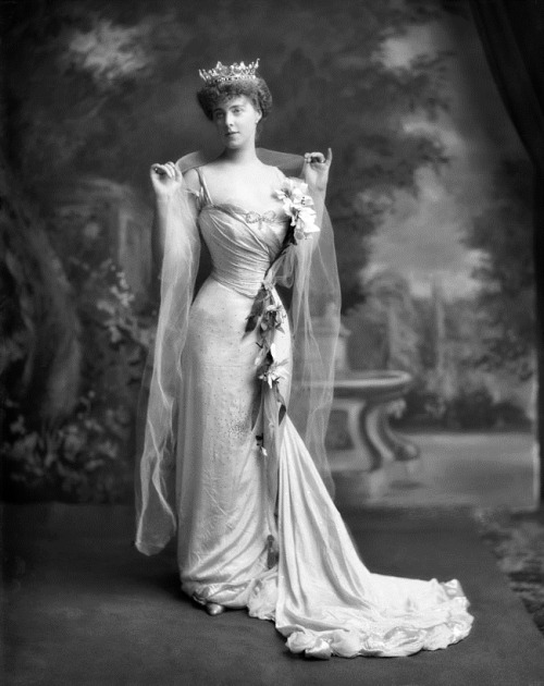 lovesroyalhistory:oscarmarinas:HSH “Daisy” Princess of Pless née Mary Theresa Oli