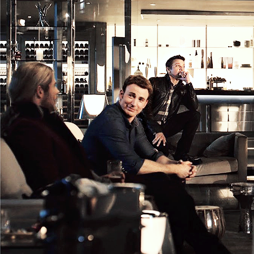 mishasteaparty:  Thor &amp; Captain America: The Avengers - Age of Ultron  