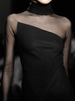 130186:Donna Karan Fall 2012 