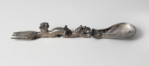 theancientwayoflife:~ Silver spoon and fork.Period: ImperialDate: ca. A.D. 3rd century Culture: Roma