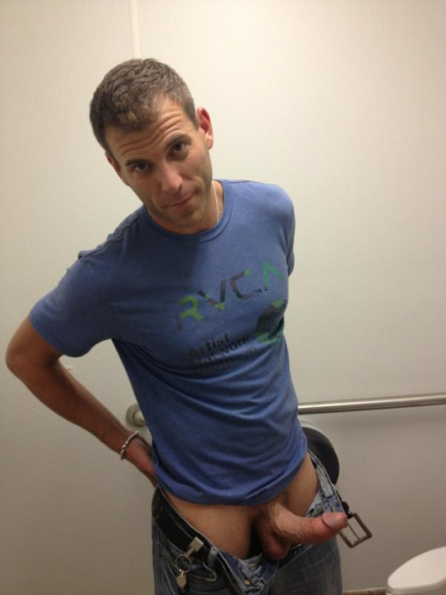 allthingsdad:  For more ALL Things Daddy check out http://allthingsdad.tumblr.com and don’t forget to follow!