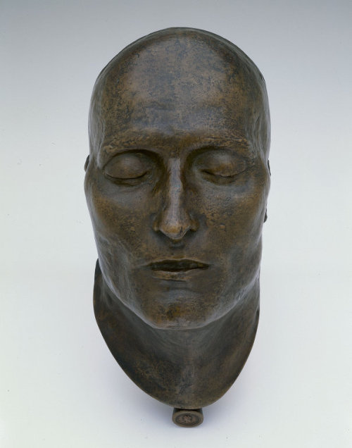 centuriespast:  Dr. C. Francesco Antommarchi (From a mold by) Italian, 1780—1838 Cast by: Louis Richard and E. Quesnel, Paris Death Mask of Napoleon, modeled 1821 (cast 1833) Art Institute Chicago 