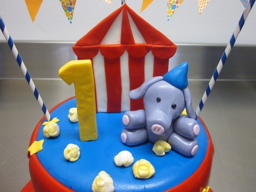 Ele Makes Cakes Circus Themed Party Ele Makes Cakes Circus Themed Party