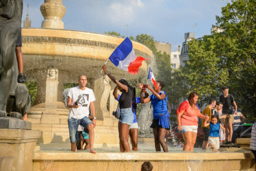 Le drapeau tricolore lors de la victoire en coupe du monde