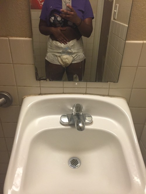 Sex sydneessecretfetish:  My wittle diaper bum. pictures