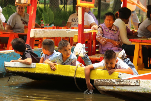 Xochimilco kids.