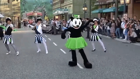 e-ticket-ride:Oswald and Ortensia being adorable in Oh My, Ortensia! at Disneyland Paris.