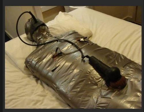 https://lovetapebondage.tumblr.com/post/135123723776