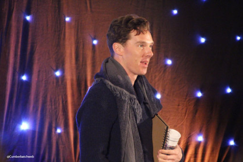 cumberbatchweb: Benedict Cumberbatch at the Starfury Elementary convention