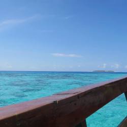 soulfulhappyness:  The weather is amazing but I’m missing some good ‘ole VITAMIN SEA 💦 I’m definitely reminiscing about the incredible waters in Zanzibar from a couple of weeks ago. For those of you who want to join me, there is a new YouTube