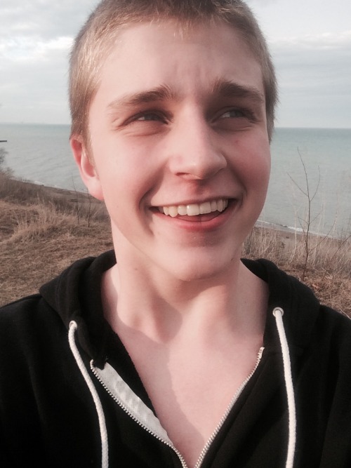 hilloween:  GUYS IT WAS REALLY NICE OUT TODAY 