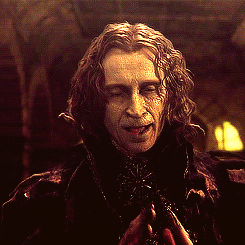 onceanatural:[10] male characters 2/10 Rumpelstiltskin/Mr. Gold -Once Upon a Time