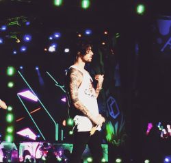 harrystylesdaily: One Direction performing in Bangkok on March 14th, at the Rajamangala National Stadium.