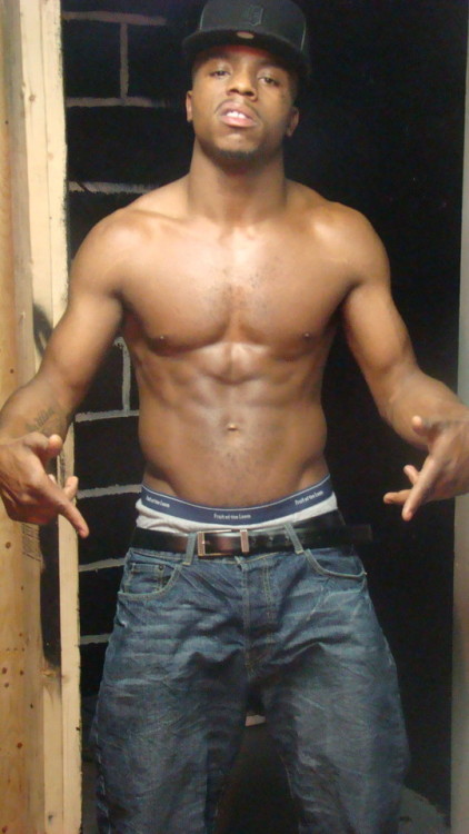 entertainmentweststudios:  #gay #hardcore #fucking Donzel Dean! Check out the men of Detroit on www.thugseduction.net #feelthebreed 