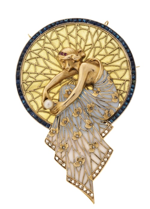 artnouveaustyle:Art Nouveau pendants by jeweler Lluís Masriera i Rosés (1872-1958). Images from wiki