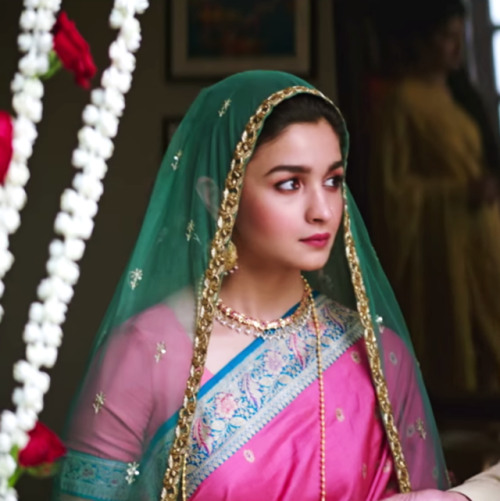 bollywoodscreencaps:Raazi (2018) alia bhatt raazi