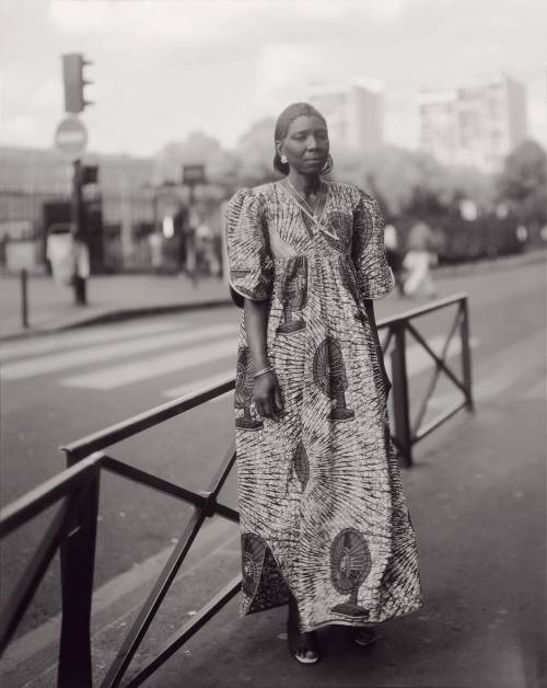 Madame Magassouba, Porte de Clignancourt (Paris, 2003) - Judith Joy Ross