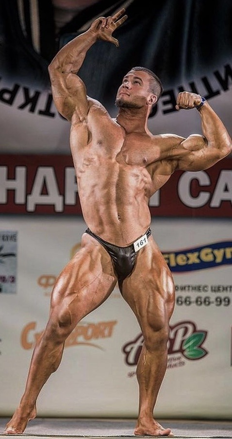 pjsesq:Pavel in competition form.Too skinny porn pictures