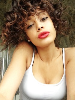 phuckindope:  uniquenicci:  Curly Wurlitz  Perfect 😍