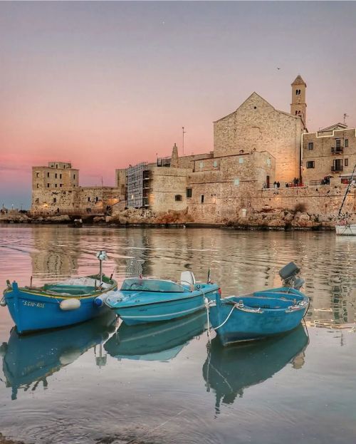 icharous:Giovinazzo, Italia by icaro