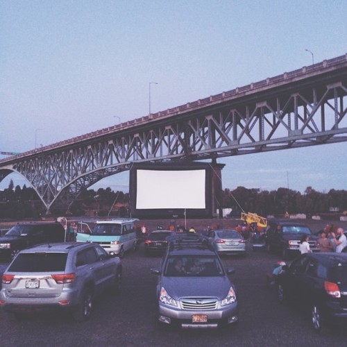 Dirty Dancing under the bridge. #movie #portland #dirtydancing #summer (at Zidell Yards)