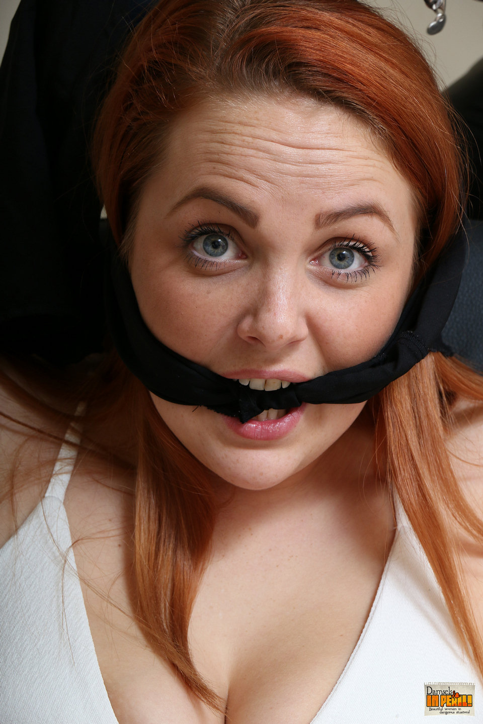 saweb:  The perfect damsel in distress - Kasey