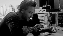 liampaynegifs:   In bed after a shower watching Thor two as the wait for super powers continues … It