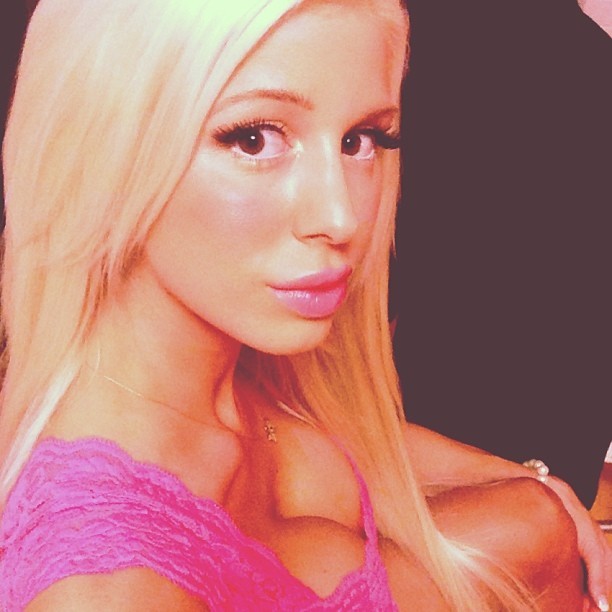filthyfaketittedwhore:  amateur-implant-pics:  lulu73732  http://filthyfaketittedwhore.tumblr.com/archive