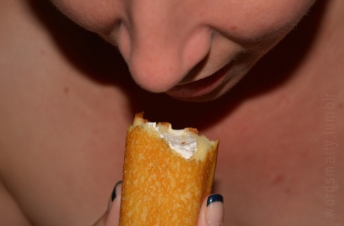 Porn Pics Another Twinkie outtake.