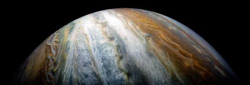 Jupiter&rsquo;s Colorful Cloud Belts [3805 x 1288]