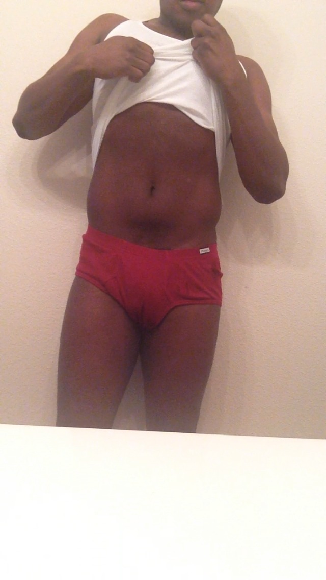 harnich89:  Morning strip tease I give myself before my shower. 😁
