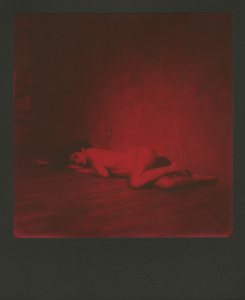 Canelle by me Duochrome polaroid black and red2016ParisFive Monkeys studio