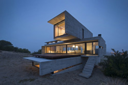 archatlas:  Casa Golf Luciano Kruk Arquitectos