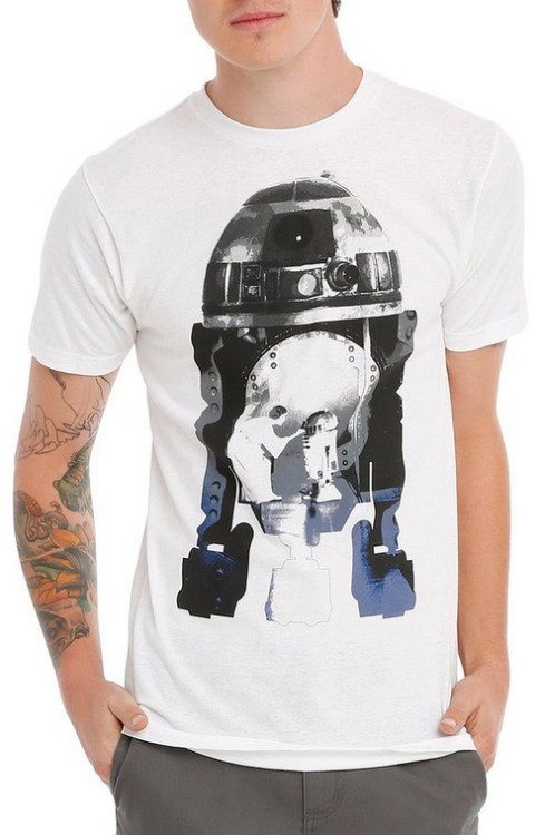 LOVE this R2D2 Star Wars Collage T-Shirt! Notice Princess Leia?