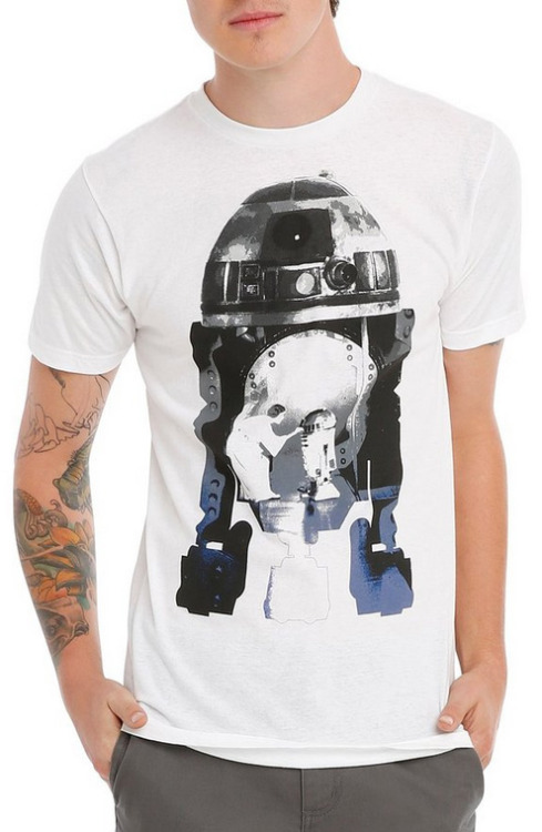 LOVE this R2D2 Star Wars Collage T-Shirt! Notice Princess Leia?