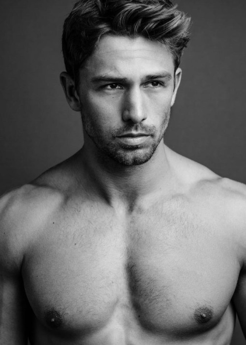 jorgospost2: James Yates by Chuck Thomas - Part 2