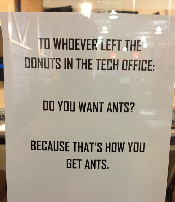 pr1nceshawn:  It’s Good To Have A Sense Of Humor While At Work. 