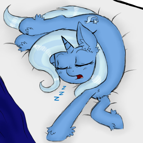 ebtdeponis:  Super Sleeping Skills by IchibanGravity  X3