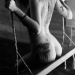 enigma-inspiracion:Si vas a enamorarte, enamórate de lo invisible; más allá de la piel te espera un alma que anhela ser abrazada por un susurro…