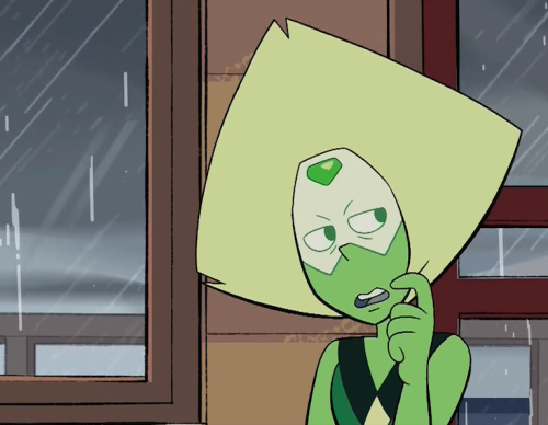 peridotarchives:  that hits the perispot   she is just so precious! <3 <3 <3