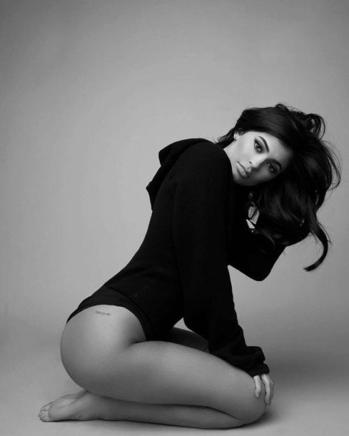 Porn photo celebgoodies:  Kylie Jenner  http://celebgoodies.tumblr.com